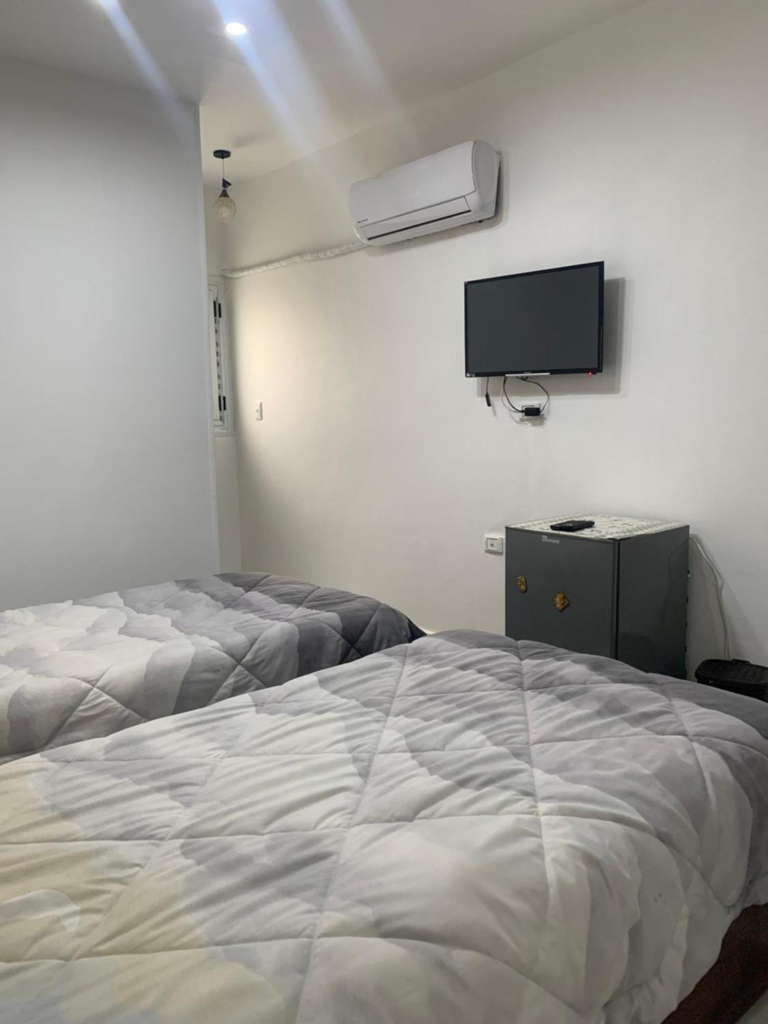 Pyramids Home Guest House Kafrat al Jabal Экстерьер фото